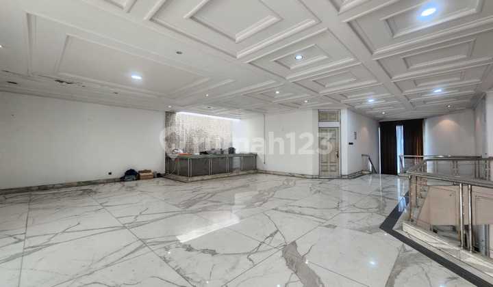 Disewakan Rumah Mewah Siap Huni Di Intercon Taman Kebon Jeruk Disewakan Rumah Mewah Siap Huni Di Intercon Taman Kebon Jeruk