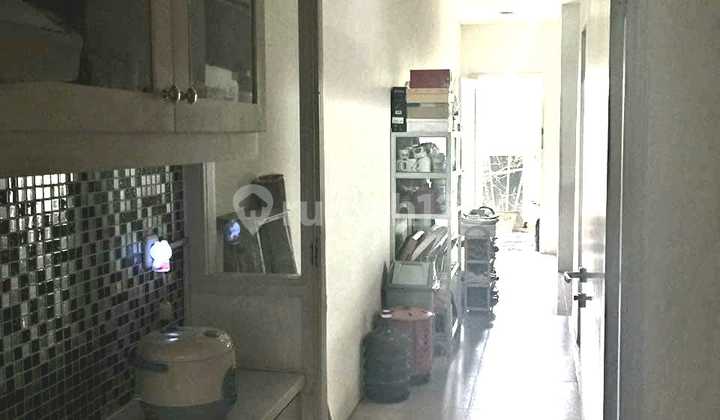 For Quick Sale: Nice and Ready-to-Occupy House in Taman Kebun Jeruk (Intercon), Strategic Location in West Jakarta 2