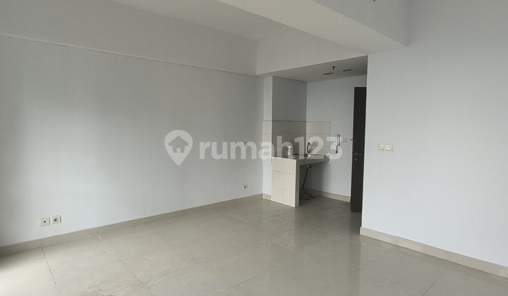 Disewakan Unit 1+1br Direnov Jadi Studio Di Apartemen Westmark 2