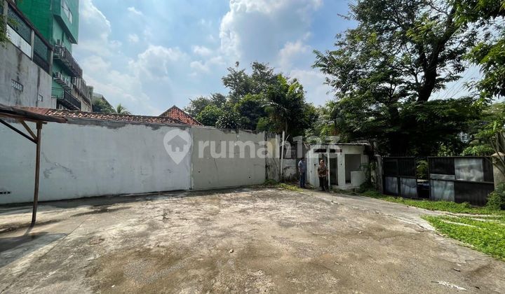 Cheap Land Below NJOP Ready to Build in Kebayoran Baru Cheap Land Below NJOP Ready to Build in Kebayoran Baru