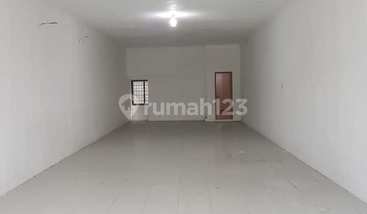 Disewakan untuk Usaha Ruko 3Lt Ukuran 5X35m di Jembatan Lima Raya