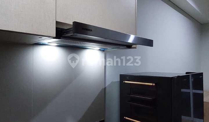 Practical & Strategic Residence in Puri Mansion 2