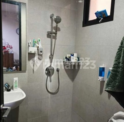 Di jual condo house Bagus Furnished posisi hook