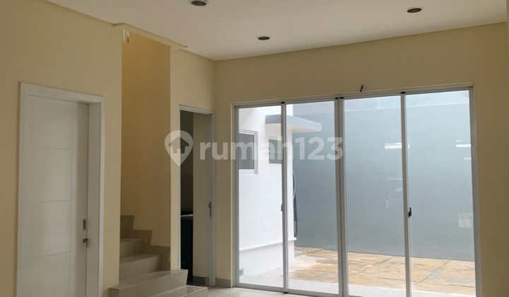 Rumah Sangat Luas Bagus Sekali Rapiii Readyy 2