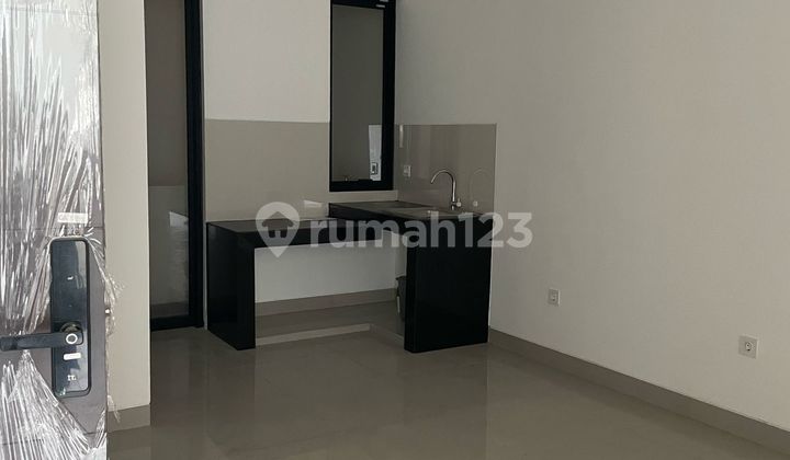 For Rent: Green Royal Condo House 1st Floor, cheap price and negotiable but reasonable. Good, unfurnished. For Rent: Green Royal Condo House 1st Floor, cheap price and negotiable but reasonable. Good, unfurnished.