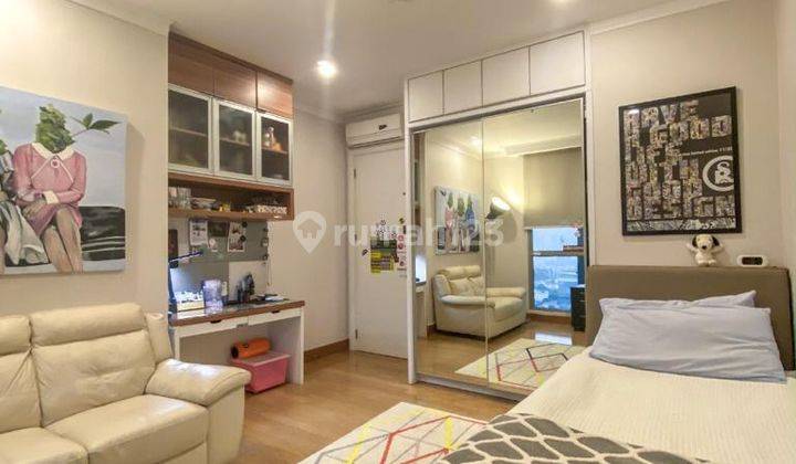 Apartemen Residence 8 Senopati 3BR Furnished Dekat Area Perkantoran Scbd, Jaksel 1