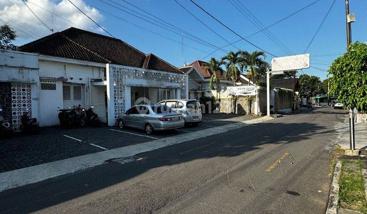 Rumah Classic Jalan Luas Dan Langka Di Kota Baru, Yogyakarta 1