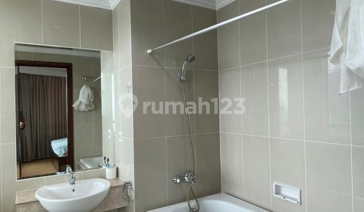 Apartemen Denpasar Residence Kuningan City 3 Bedroom Furnished di Area Prime Kuningan Dekat ke Pusat Bisnis Mega Kuningan Jakarta Selatan