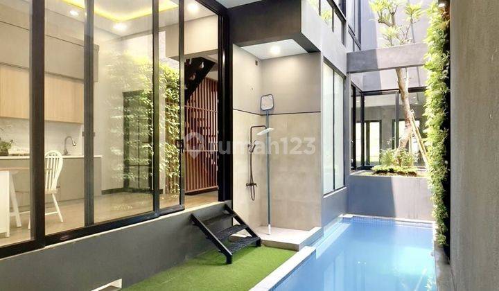 Rumah Cantik Baru Renovasi Siap Huni di Pondok Indah, Turun Harga, Jaksel 1