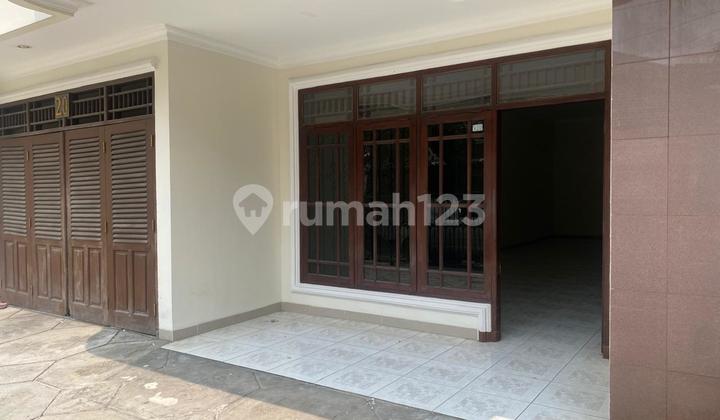 Rumah Terawat Siap Huni Di Tebet Akses Jalan Besar Bebas Banjir Jakarta Selatan