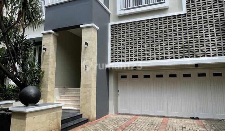 Rumah Private Compound Lingkungan Aman Dan Asri Di Kemang, Jaksel 1