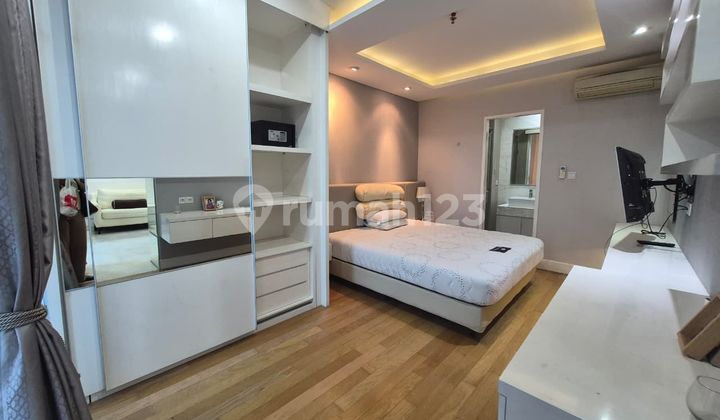 Apartemen Residence 8 Senopati 1 Bedroom Furnished di Senopati Dekat Area Perkantoran Scbd Jakarta Selatan 2