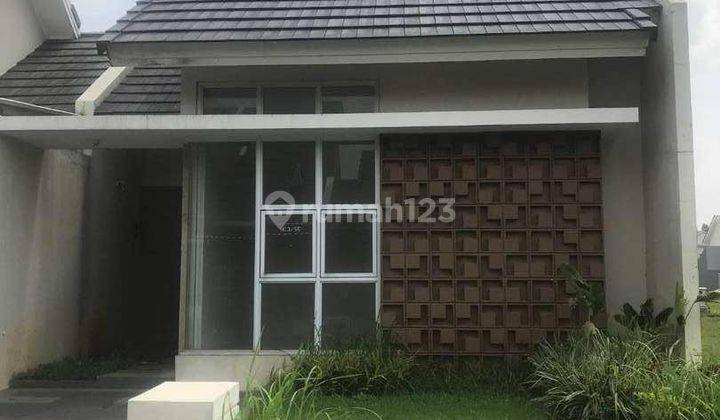 DIJUAL RUMAH HARGA MURAH LOKASI STRATEGIS RUMAH SUDAH RAPIH AKSES JALAN SANGAT DEKAT DENGAN TOL  1