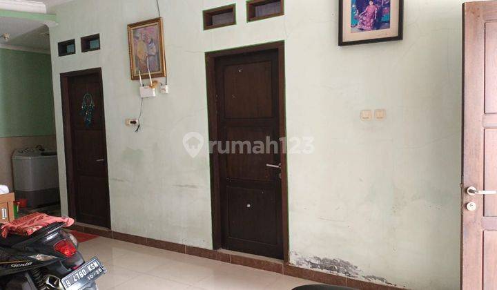 DIJUAL RUMAH DI CLUSTER ALAMANDA RUMAH RAPIH RUMAH SIAP HUNI JALAN LEBAR BISA MASUK 2 MOBIL 2