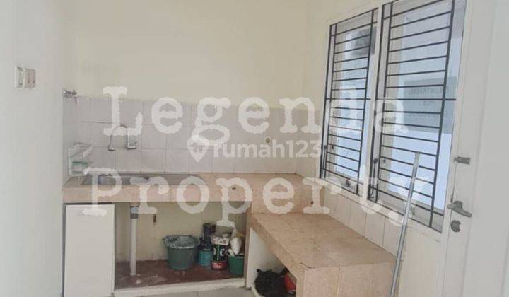 DI SEWAKAN RUMAH 2 LANTAI RUMAH RAPIH RUMAH SIAP HUNI  1