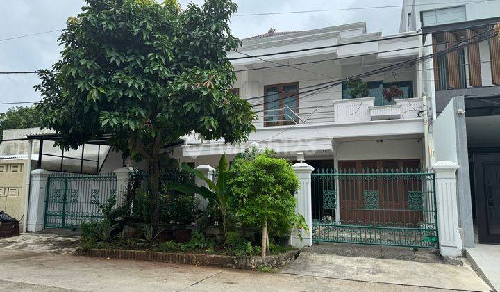 Rumah Mewah Di Rajawali Selatan Dijual Status Hak Milik Lokasi Strategis! 1