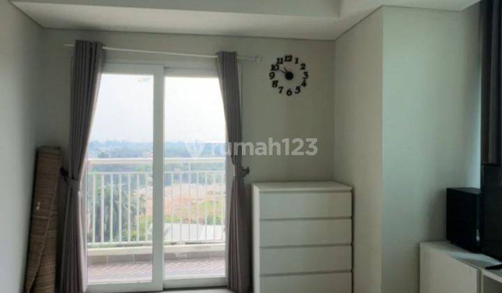 Apartment Disewa Di Metro Park Residence 3br Dijadikan 2br Semi Furnish With Walking Closet 1