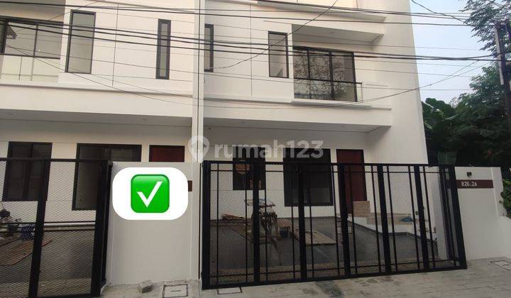 MODERN JARANG ADA! Rumah 3 Lantai di Sunter Agung Full Renov 1