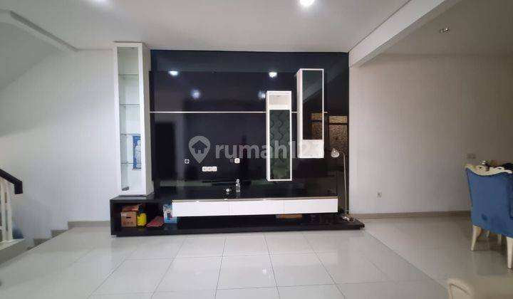 Rumah di Green Lake City Cluster Amerika Latin Furnished 2