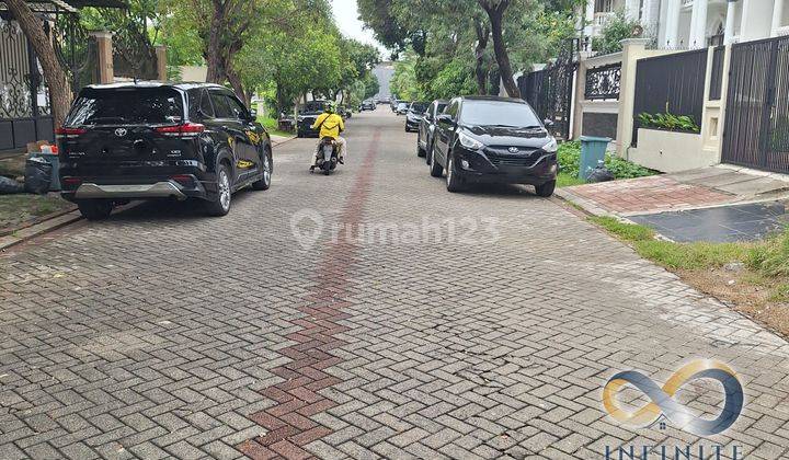 Rumah megah di Katamaran Indah PIK Tinggal bawa Koper!  2