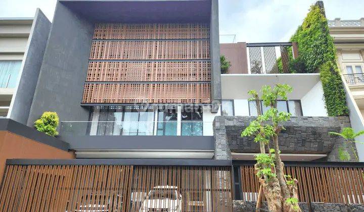 MEWAH ! TROPICAL MODERN ! Rumah Luxurious di Trimaran Pik 2