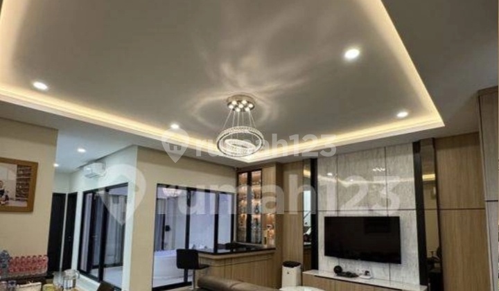 Rumah Dijual Di Cluster Mozart Symphonia Gading Serpong Semi Furnish Bagus Sekali
