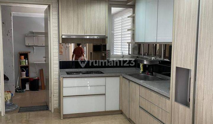 Royal Springhill Disewakan 3BR Luas, Bagus & furnished  2