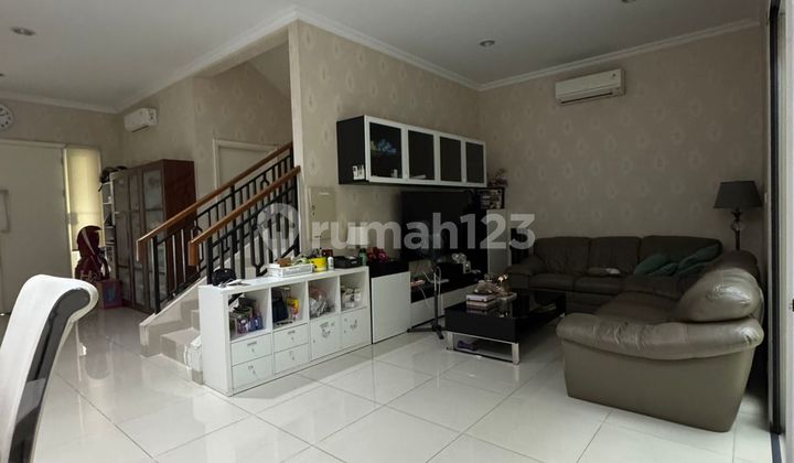 Dijual Rumah Semi Furnished Di Cluster Maxwell Summarecon Serpong Mau Jual Cepat Siap Nego!