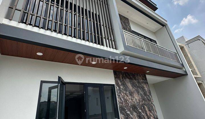 Baru Jadi! Rumah Mewah Modern Di Muara Karang Dijual 1