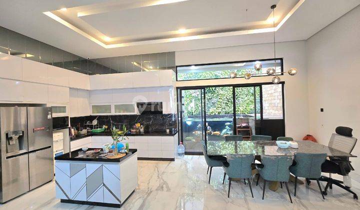 Mewah! Rumah Full Furnished Di Pantai Indah Kapuk Dijual Full Interior Cakep! 1