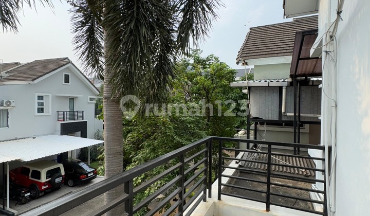Cheapest!! Hook Position House in Fluorite Cluster Gading Serpong Area 177M2 Ready to Occupy Semi Furnished! 2
