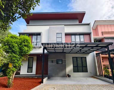 Brand New House in BSD City Foresta, Independent Building Hook, Ready to Occupy, Strategic Location!