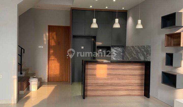 Furnish Bagus! Rumah di Sunter Sacna Nusantara Dijual 3 Lantai 2