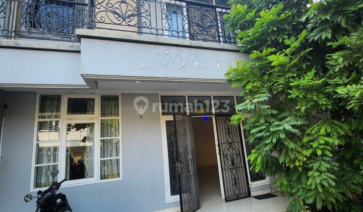 Rumah 2 Lantai Di Gading Kirana Dijual Semi Furnish! Lebar 9 1