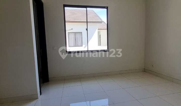 Rumah di BSD Foresta Foglio Dijual Murah Unfurnish 8X18m2 Siap Huni! 2