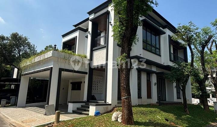 House For Sale In Foresta BSD, Serene Environment, Independent Luxurious Building, Ready To Occupy! Negotiable Until Deal! House For Sale In Foresta BSD, Serene Environment, Independent Luxurious Building, Ready To Occupy! Negotiable Until Deal!