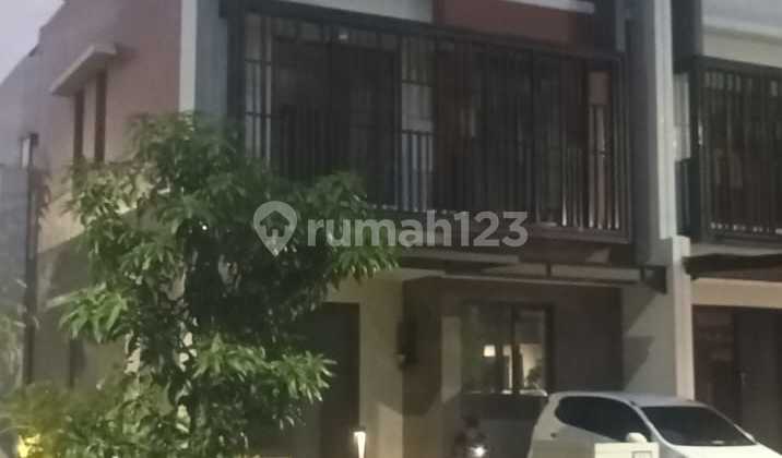 For Sale Leonora Hoek Symphonia Cluster House Gading Serpong Brand New Unit Rarely Available! 1