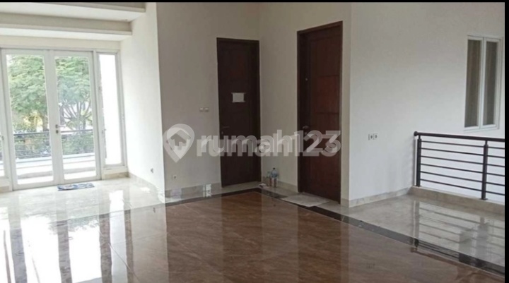 For Sale The Icon Cosmo Bsd Large Hook 5 Bedrooms Ready to Occupied!