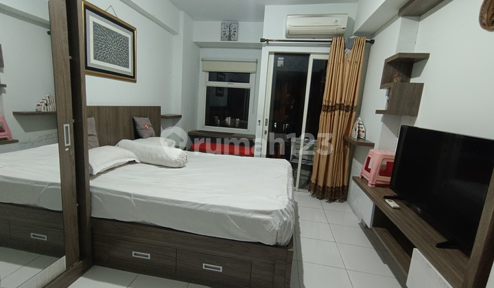 Cheap furnished studio apartment for rent in Ayodhya Tangerang, Ayodhya Residences.