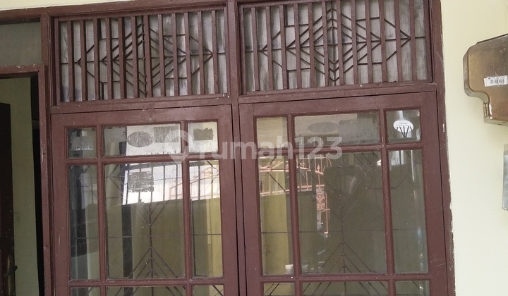 Disewakan Rumah Renov Villa Tangerang Indah 1