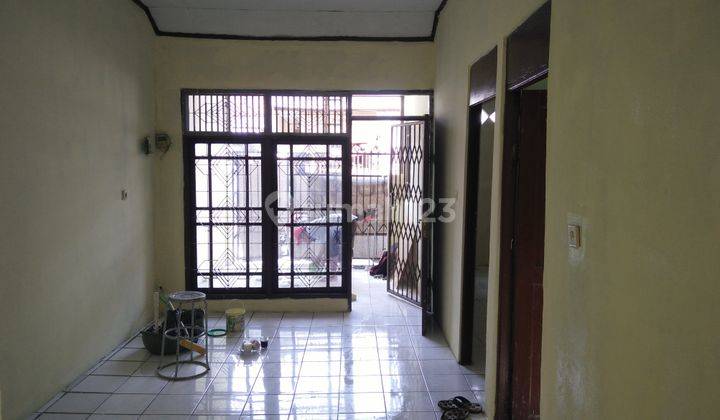 Disewakan Rumah Renov Villa Tangerang Indah 3