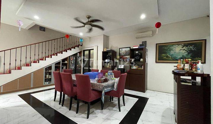 Di Jual Rumah Mewah di Cluster Aurora Alama Sutera 2