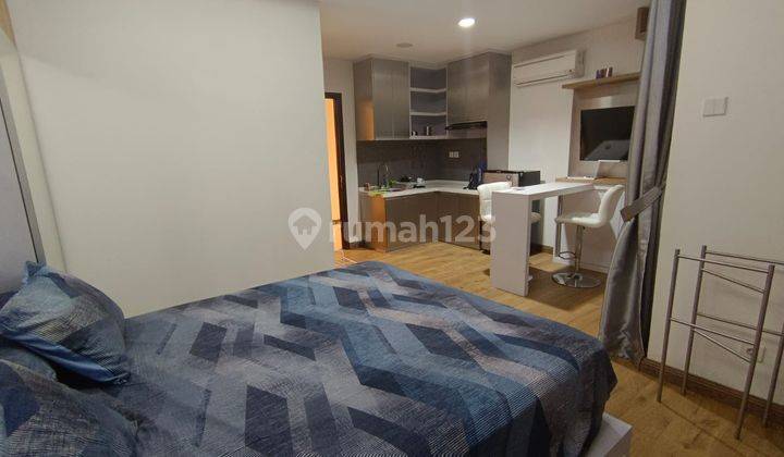 Di Jual Rugi Apartemen Brooklyn Alam Sutera, Full Furnish  1