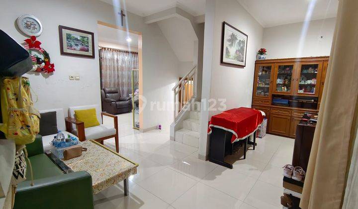 Di Jual Rumah 2,5 Lantai Furnish Siap Huni Modernland Tangerang  1