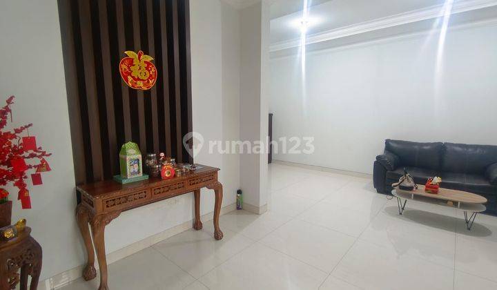 Di Jual Rumah Full Renovasi di Sektor 1e Gading Serpong 2