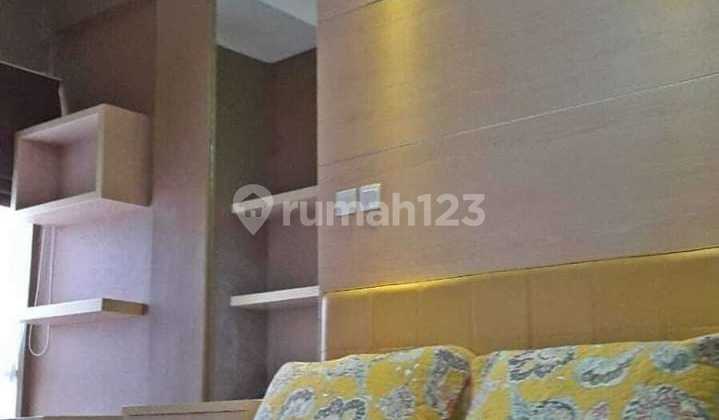 Quick Sale Furnished Studio Apartment in Skylounge Tangerang