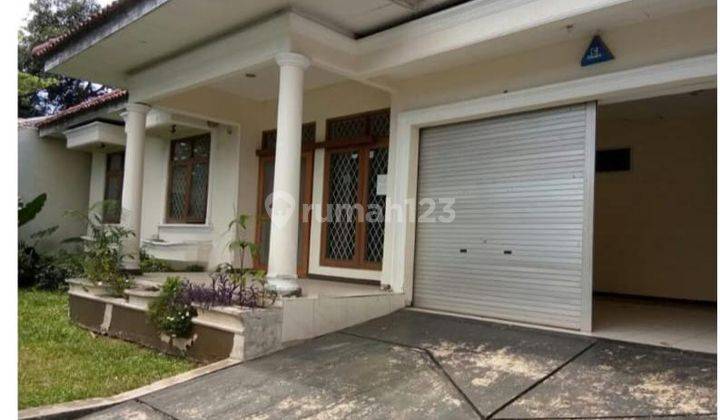 Rumah di Jual Rumah di Kemang Jakarta Selatan  1