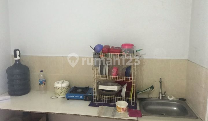 Selling at a loss: Modernland golf apartment in Tangerang city 2