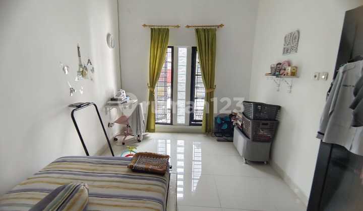 Di Jual Rumah 2,5 Lantai Fully Furnish di Catalina Gading Serpong