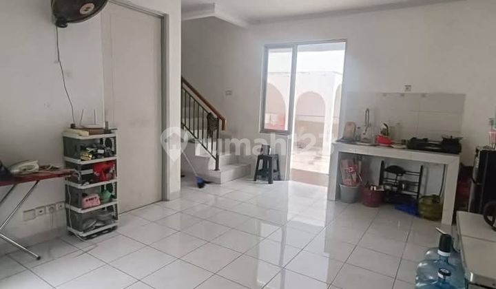 i jual rumah 2 lantai, halaman belakang luas di amalfi GS 1